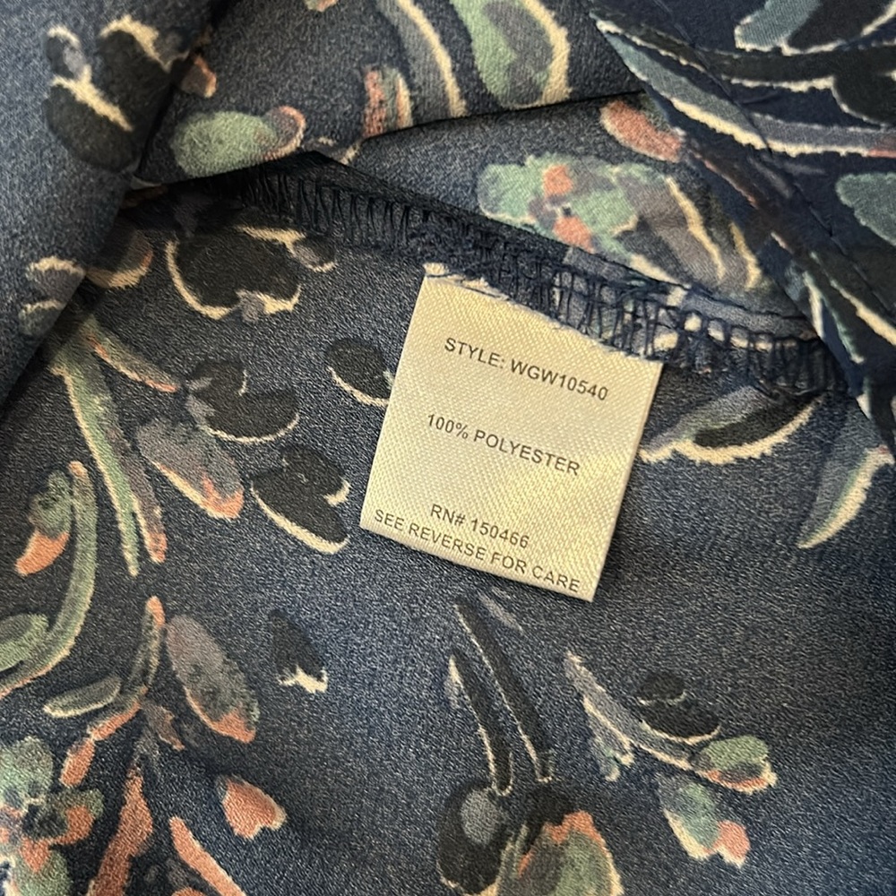 NWOT 41 Hawthorn Stitch Fix Tie Sleeve Blouse - Picture 7 of 7